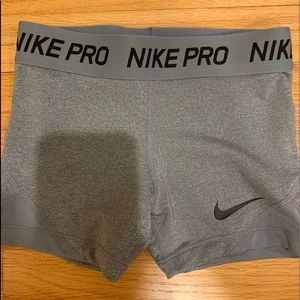 women’s nike pro shorts